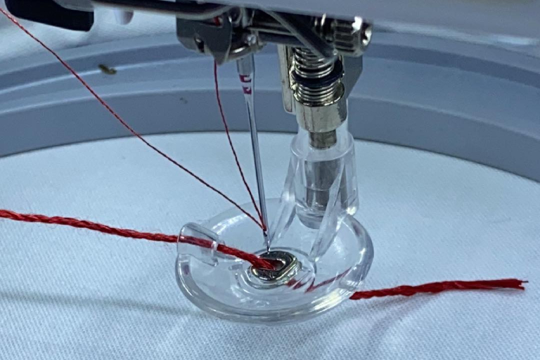 Couching - Learn & Create - BERNINA