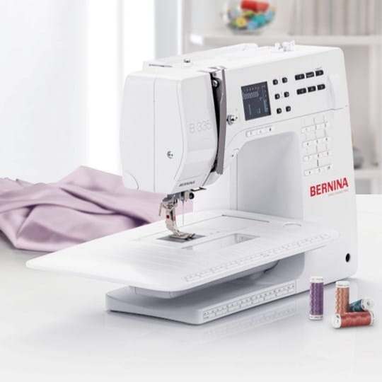 BERNINA 335 Sewing Machine ▻ A Beginner's Favourite