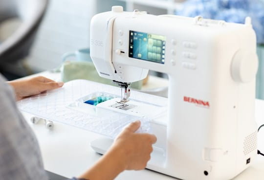 BERNINA bernette 25 電子ミシン（ベルニナは初心者向けの新ミシン 