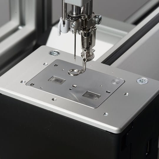 Bernina Q24 Long Arm Quilting Machine With Frame Sewing Connection