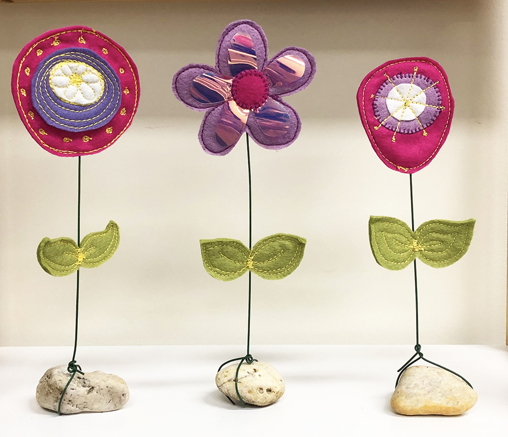 Simple felt & fabric flowers