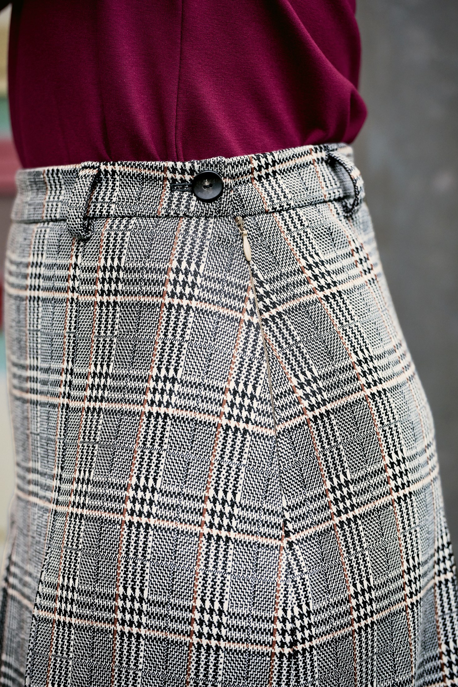 Picture: Invisible zippers made easy  2/5